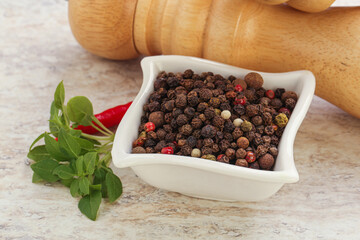 Peppercorn mix heap in the bowl