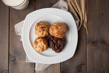 Homemade Chocolate Chip Cookies, front view