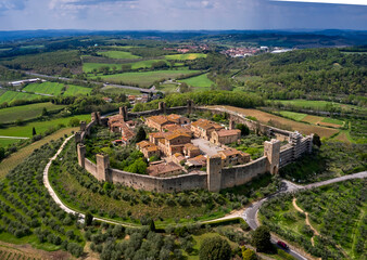 Fototapeta na wymiar Aerial view on the comune of Monteriggioni in Tuscany