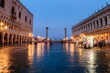 Naklejka premium Photos of a trip through different European cities, from a tourist's point of view. In the photos you can see famous streets and places in Venice, Madrid, Amsterdam, Florence, Prague, Munich, Berlin, 