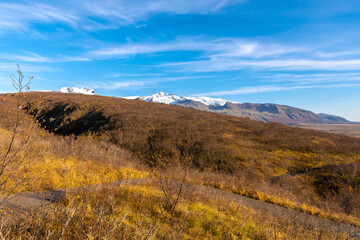 der berühmte Wasserfall Svartifoss auf Island, in der nähe des Skaftafell  Gletscher