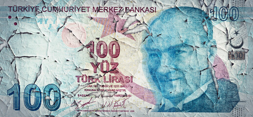 Verwitterte 100 türkische Lira-Banknote