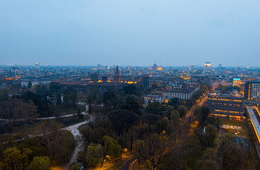Fototapeta premium Gloomy Night in Milan, Italy