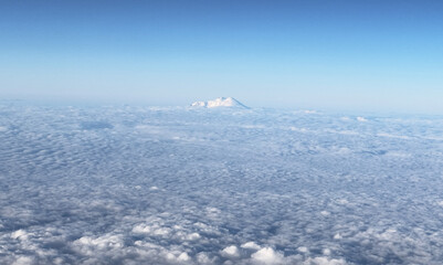 Fototapeta na wymiar Mount Everest aerial view