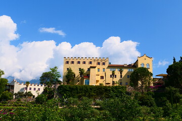 Fototapeta na wymiar Schloss Meran