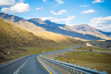 Fototapeta premium Chuysky tract is Mountain road with beautiful views in Altai, Russia