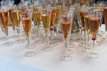 Flûtes de kir lors d'un cocktail