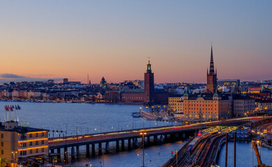 Fototapeta na wymiar Vista dei palazzi del centro di Stoccolma