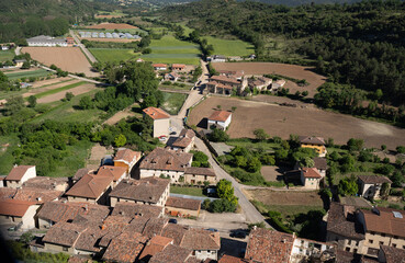 Obraz premium aerial view of the medieval town of Frias in Castilla, Spain