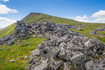 Hiking on Wild Boar Fell and Swarth Fell in the Yorkshire Dales