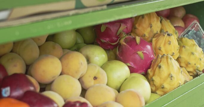 Peaches, green apples and Pitaya - 4k