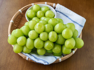 신선한 유기농 과일 샤인 머스켓, 포도