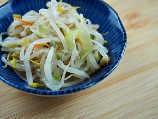 아시아 음식 숙주나물 채소볶음