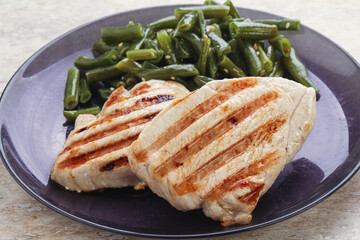 Grilled turkey steak with green bean