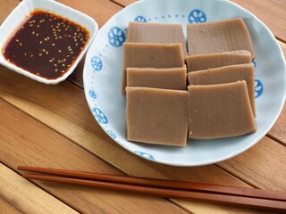 한국음식 도토리묵과 양념간장