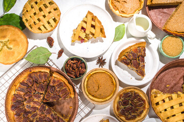 Set variety fall seasonal pies