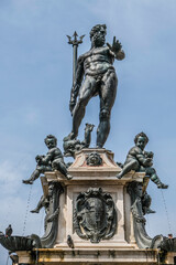 Obraz premium Bellezze architettoniche e monumenti di Bologna centro