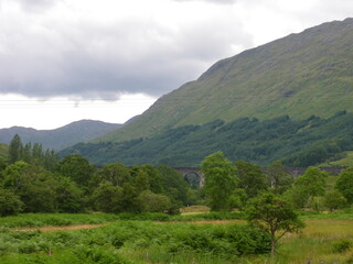 Naklejka premium Paisajes escoceses, donde se filmo la película de Harry Potter. Escocia.