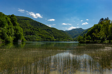 Fototapeta na wymiar Mountain lake in the Balkan mountains. Bosnia and Herzegovina.