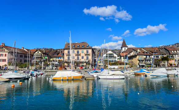 Yachthafen Lutry, Distrikt Lavaux-Oron des Kantons Waadt / Schweiz