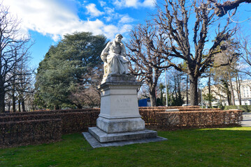 Statue Alexandre Rodolphe Vinet in Lausanne