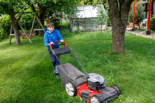 Kid Mowing Lawn Images Browse 3 415 Stock Photos Vectors and Video Adobe Stock