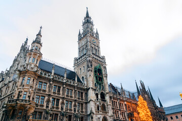 Fototapeta na wymiar The New Town Hall - Glockenspiel in Munich, Germany