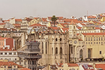 Fototapeta na wymiar Ruins of the curch of the Carmo convent and Santa Justa elevator, lisbon, portugal