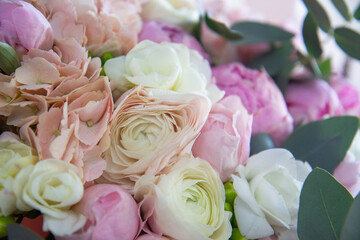 pink roses bouquet