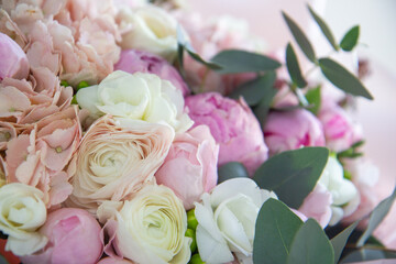 pink roses bouquet