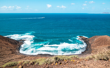 Fototapeta na wymiar Coast of Fuerteventura - Isla de Lobos
