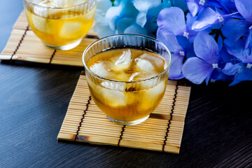 冷たいほうじ茶