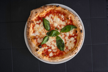 Pizze fatte a Napoli