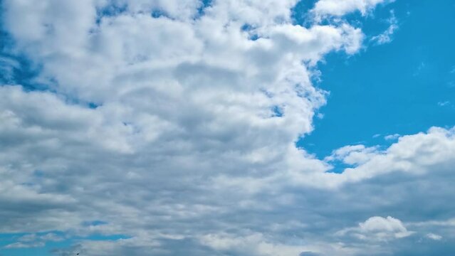 Puffy fluffy white clouds sky time lapse. slow-moving clouds. B Roll Footage Cloudscape timelapse cloudy. footage timelapse nature 4k