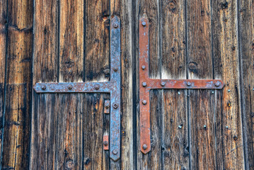 Garsten, Bahnhof, Lokschuppen, Steyrtalbahn, Lost Place, Endbahnhof, aufgelassen, weggerissen, Tor, Schornstein, Holztor, Gleis, Schiene, Schmalspurbahn, Stillgelegt, Fenster, Schuppen, Holz, Tor, Gla