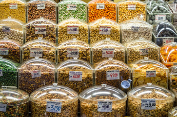 turkish sweets in the market