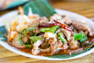 spicy and sour grilled pork neck salad
