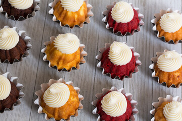 Mini Bundt Cakes with Cream Cheese Icing