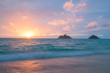 Naklejka na ściany i meble sunrise in hawaii