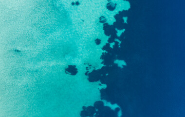 Obraz premium Aerial view of turquoise seascape