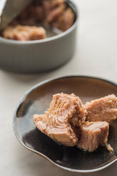 the close-up of Olive oil tuna canned food