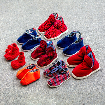 Intangible cultural heritage of traditional handmade children's shoes and folk crafts