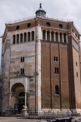 Fototapeta premium ancient italian architecture catholic temple building in italy city tourist place