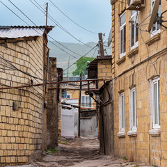 Fototapeta na wymiar street in the historical quarter in Derbent, Dagestan