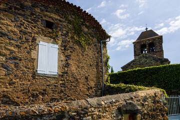 Clocher de l'église Sainte Foy de Chalus, Limagne du Lembron, Issoire, Puy-de-Dôme,...