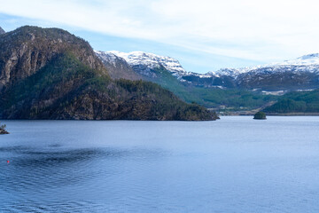 Bukkagjotfjorden, a lake in Rogaland, situated nearby to Skallen