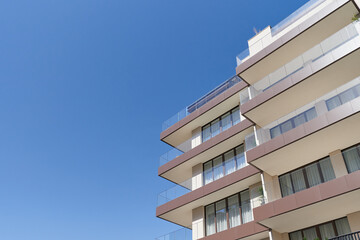 Obraz premium Glass balconies in a luxury modern apartment building