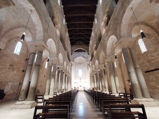 Bari e provincia - I monumenti e gli scorci più suggestivi - paesaggi giardini e costruzioni -...