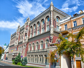 Fototapeta premium KYIV, UKRAINE - APRIL 10, 2022: Building of the National Bank of Ukraine