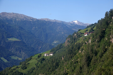 Obraz premium Hauser bei Giggelberg